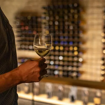 Korona Wellness, Rendezveny Es Borszalloda Eger