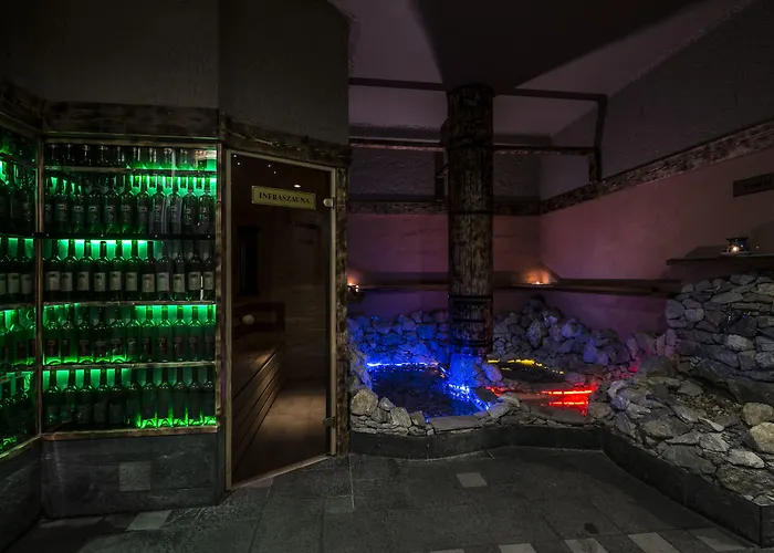 Hotel Korona Wellness, Rendezveny Es Borszalloda Eger