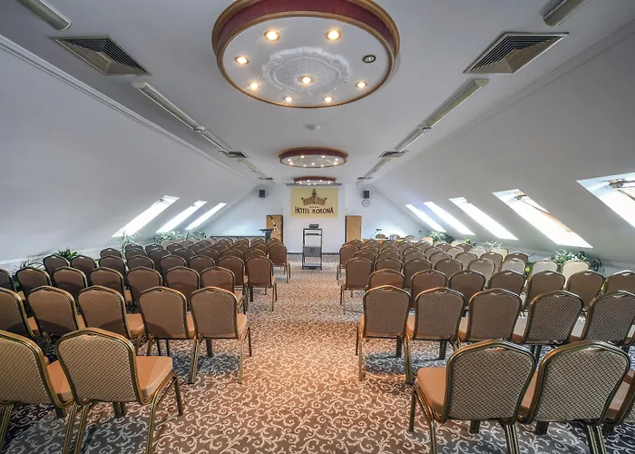 Hotel Korona Wellness, Rendezveny Es Borszalloda