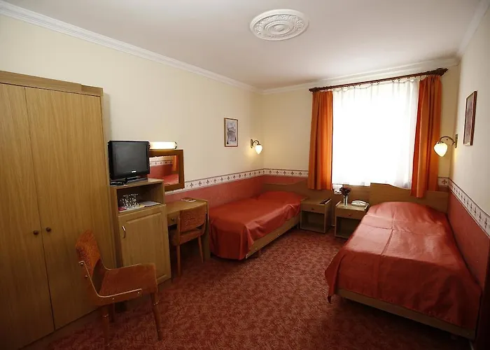 Korona Wellness, Rendezveny Es Borszalloda Eger