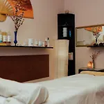 Hotel Korona Wellness, Rendezveny Es Borszalloda Eger