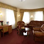 Hotel Korona Wellness, Rendezveny Es Borszalloda 4*