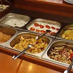 Korona Wellness, Rendezveny Es Borszalloda