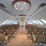 Hotel Korona Wellness, Rendezveny Es Borszalloda