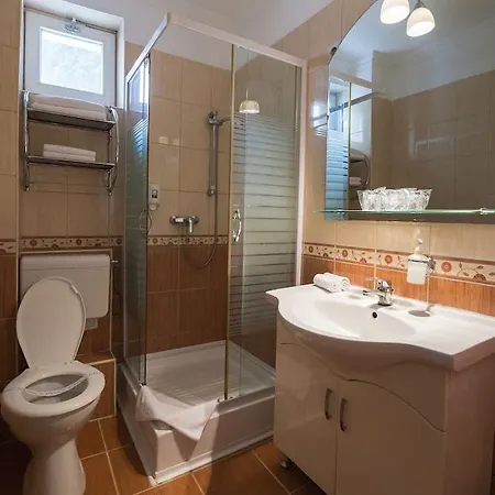 Korona Wellness, Rendezveny Es Borszalloda Hotel
