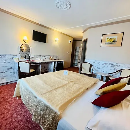 Hotel Korona Wellness, Rendezveny Es Borszalloda Eger