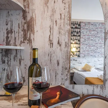 Hotel Korona Wellness, Rendezveny Es Borszalloda
