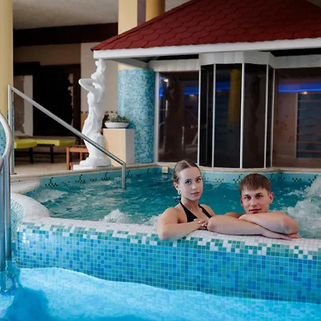 Korona Wellness, Rendezveny Es Borszalloda 4*