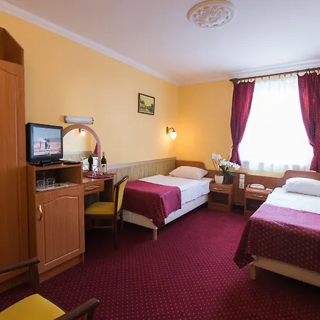 Ξενοδοχείο Korona Wellness, Rendezveny Es Borszalloda 4*