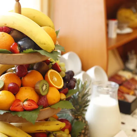 Hotel Korona Wellness, Rendezveny Es Borszalloda Eger