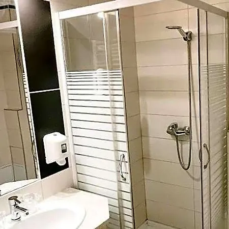 Korona Wellness, Rendezveny Es Borszalloda Hotel
