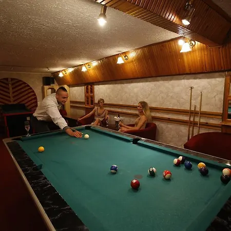 Korona Wellness, Rendezveny Es Borszalloda 4* Eger