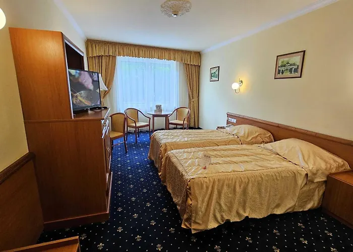 Korona Wellness, Rendezveny Es Borszalloda Hotel 4*