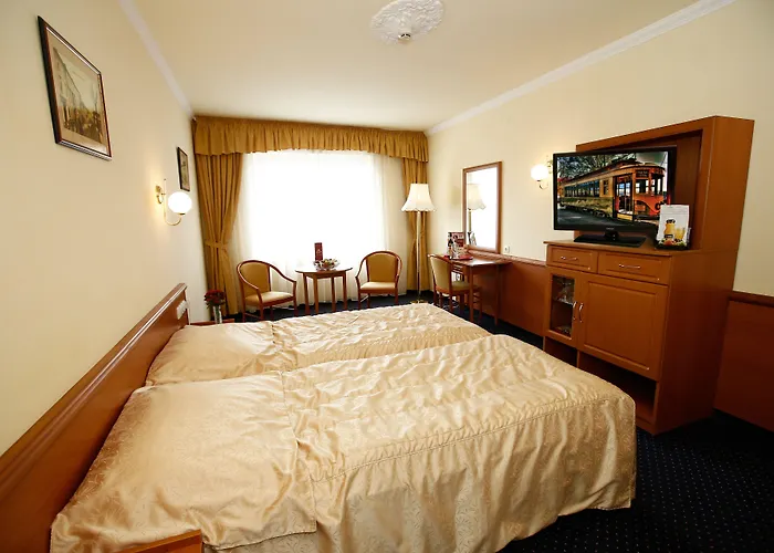 Korona Wellness, Rendezveny Es Borszalloda Eger