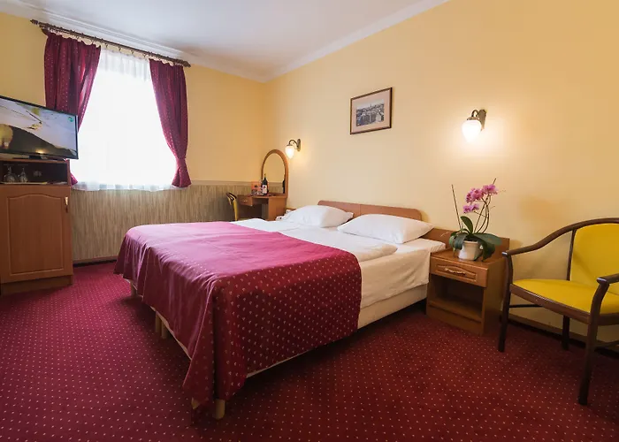 Korona Wellness, Rendezveny Es Borszalloda