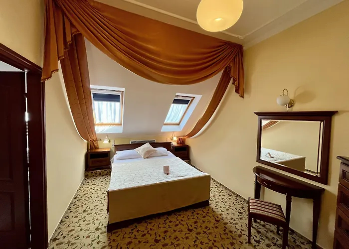 Korona Wellness, Rendezveny Es Borszalloda 4* Eger