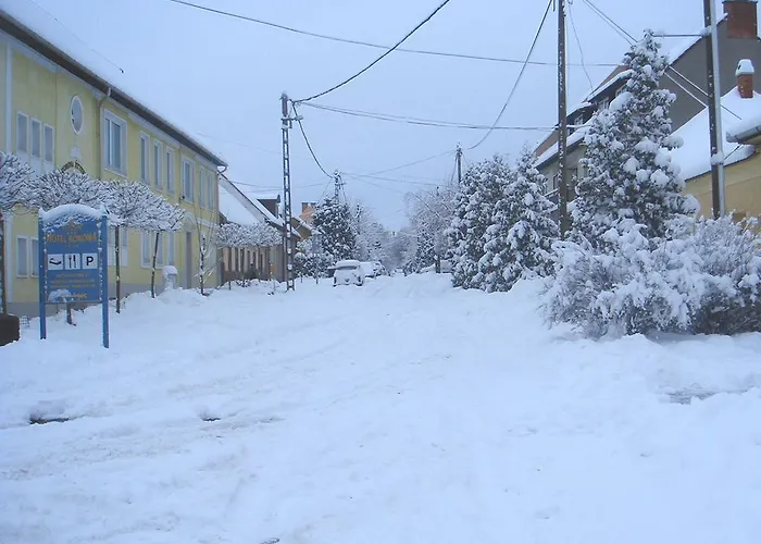 Korona Wellness, Rendezveny Es Borszalloda Eger